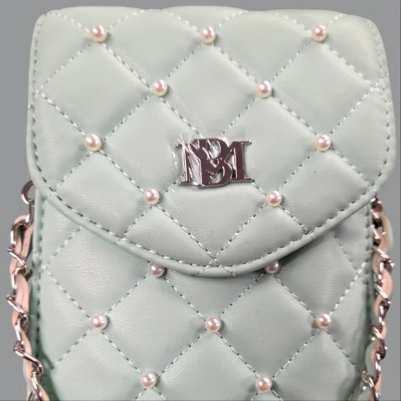 Badgley Mischka Green Quilted Crossbody Cellphone Bag with Chain Strap - Picture 2 of 8